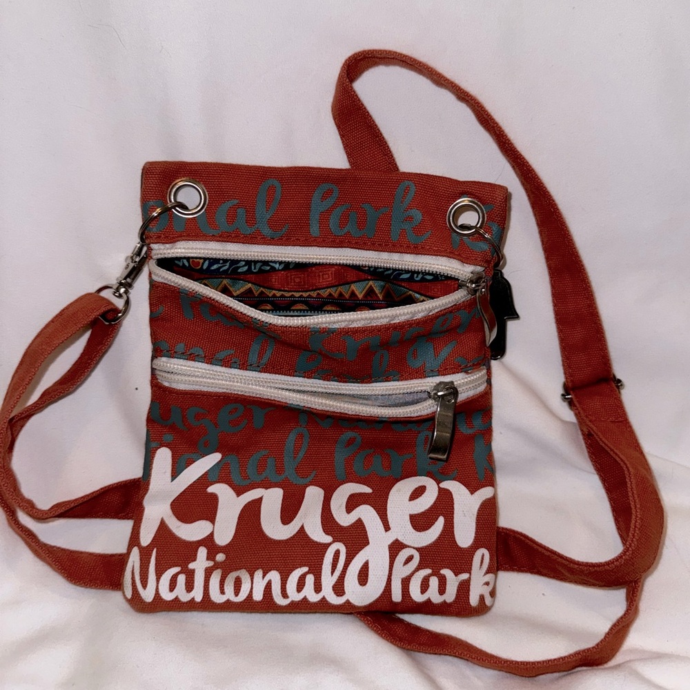 Shoulder bag with South Africa branding